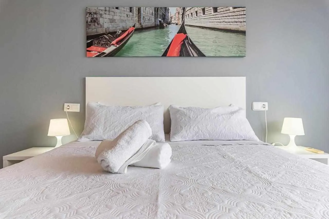 Aimar Atico Duplex Playa La Pineda Port Aventura Apartment 0*,  Spain